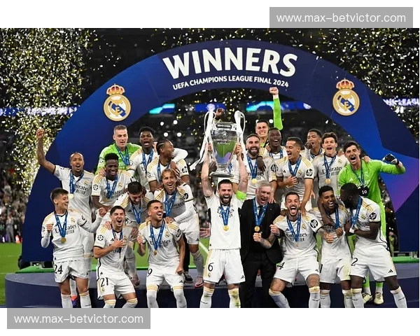 荣耀之巅，足坛盛宴：欧冠生死对决，热刺与国米的史诗较量